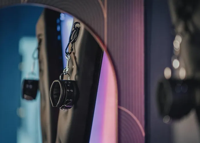 Appartement L'eure De Luxure Loveroom In Normandy